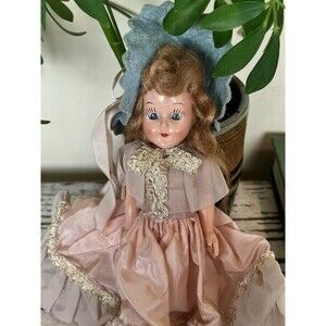 Vintage Collectible Victorian Style Doll 8” Gorgeous Face And Features / Beauty
